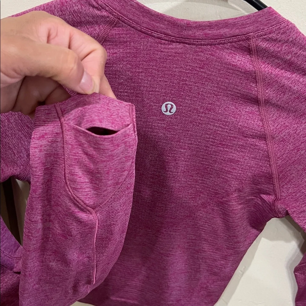 Lululemon - Picture 9 of 12